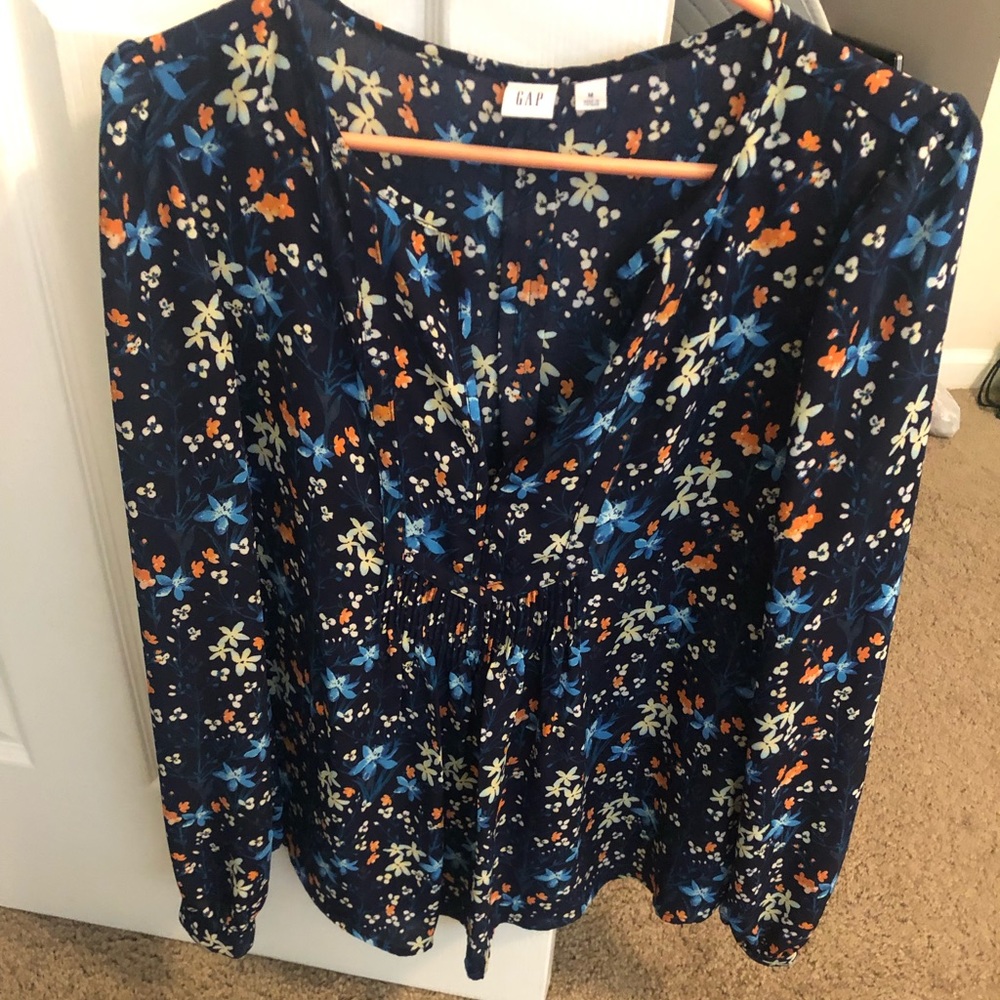 Gap Blouse, flow